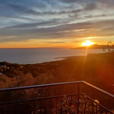 Nyaraló Terrazza Oneto Crocetta (Liguria)